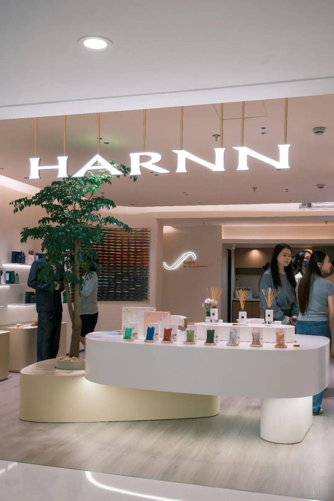 国HARNN打造中国线下零售新物种pg模拟器试玩“SPA+零售”泰(图6)
